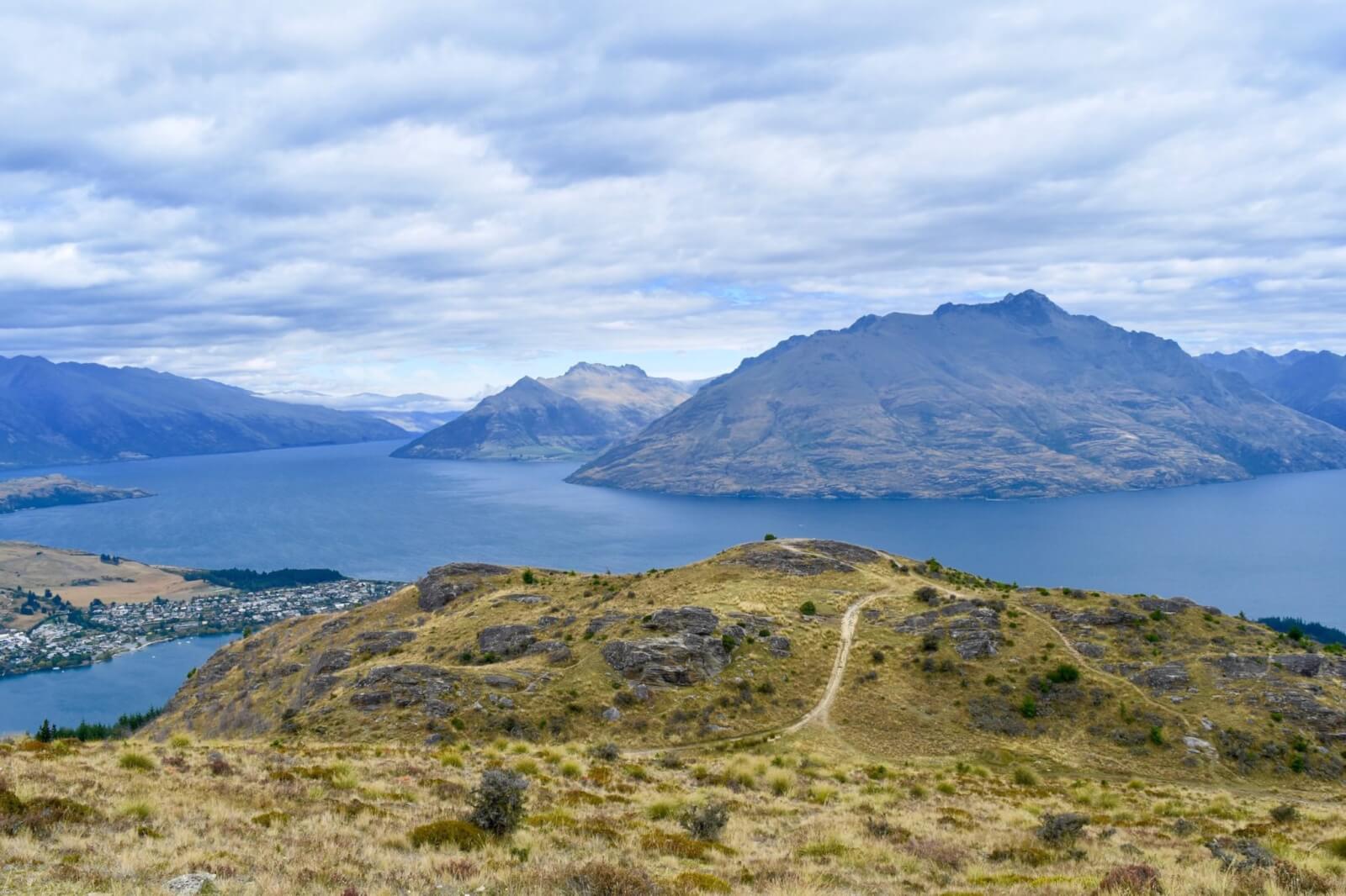 Views of Lake Wakatipu from the top of a hill