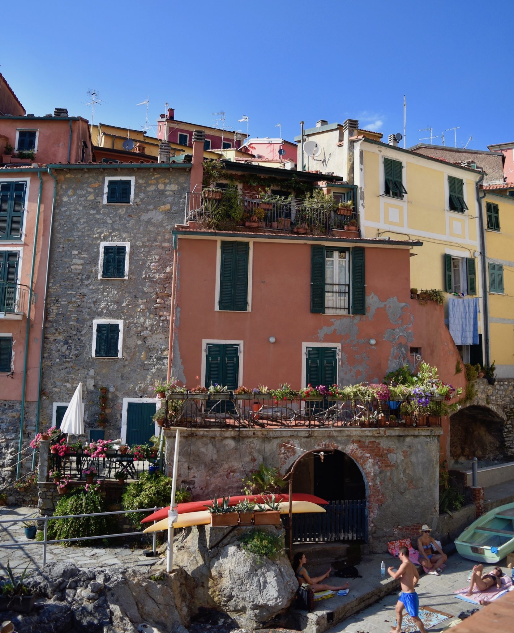 Liguria - A Lovely Planet - Hayley Lewis 