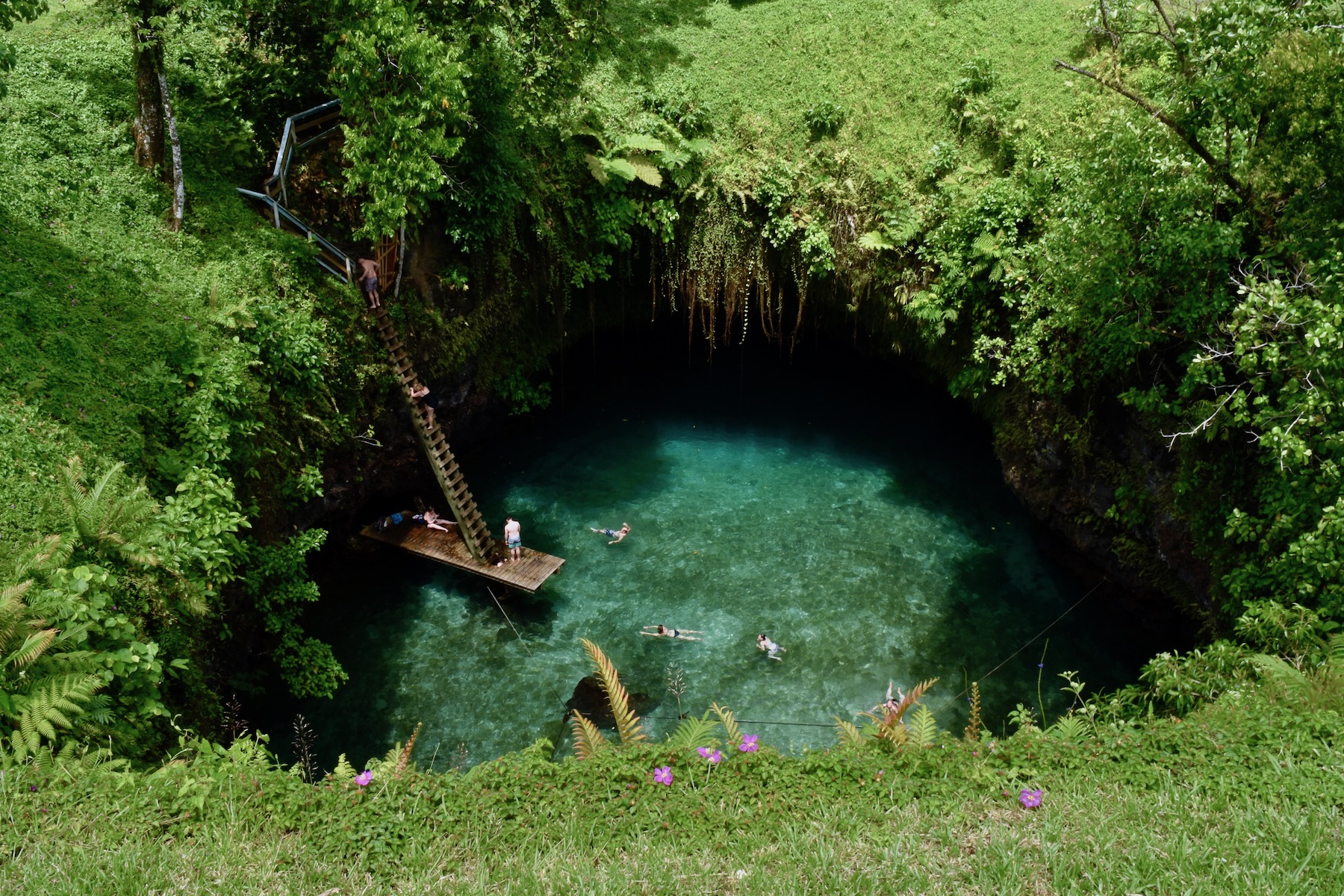 To Sua Ocean Trench, Samoa