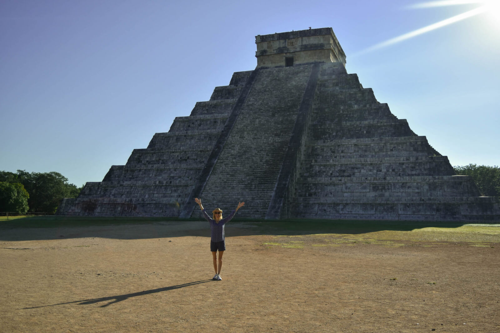 Hayley standing in front of a pyramid at Chichen Itza 