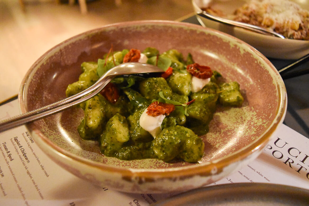 Gnocchetti with pistachio & basil pesto, green beans, goat cheese