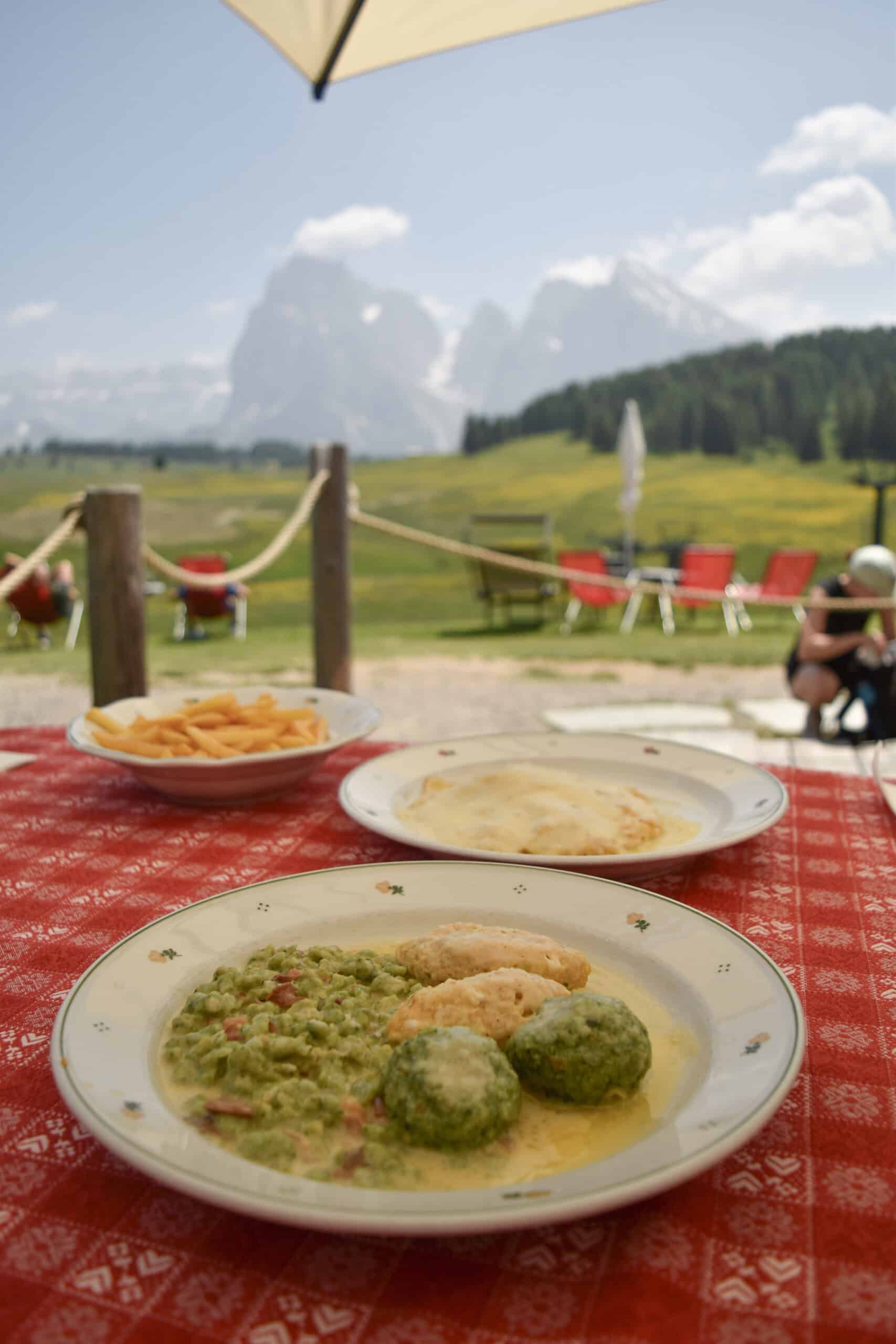 Canederli, polenta and chips