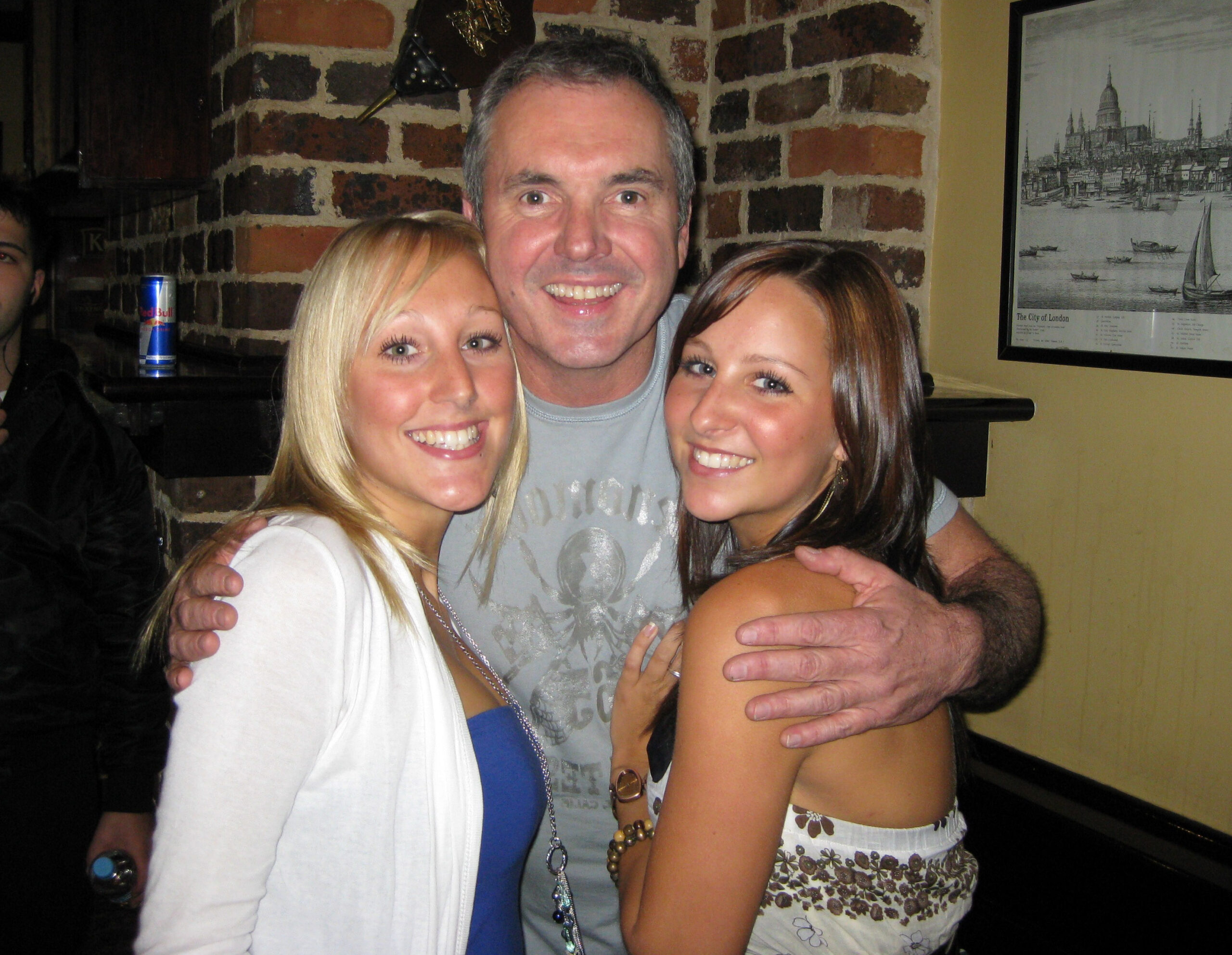 two women with a Neighbours actor in Melbourne